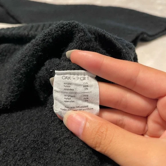 Pullover Sweater - Picture 4 of 4